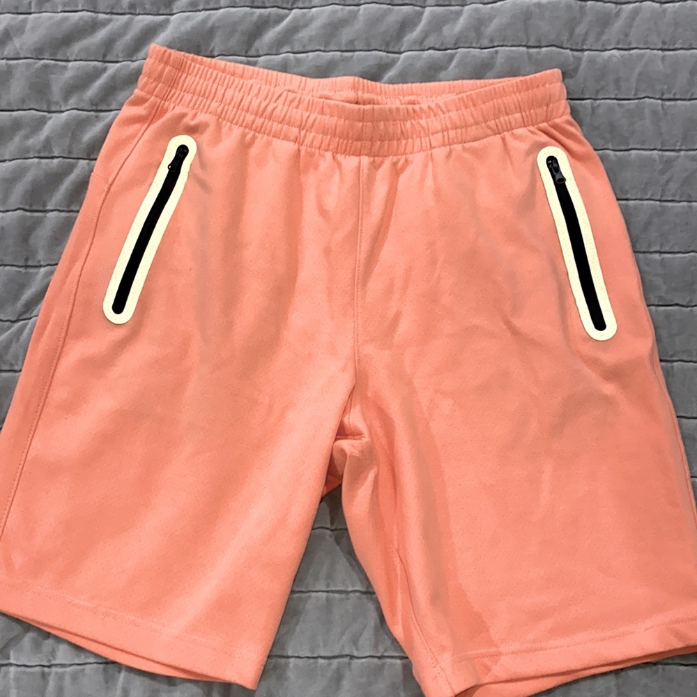 Old Navy 8 inch active jogger shorts.